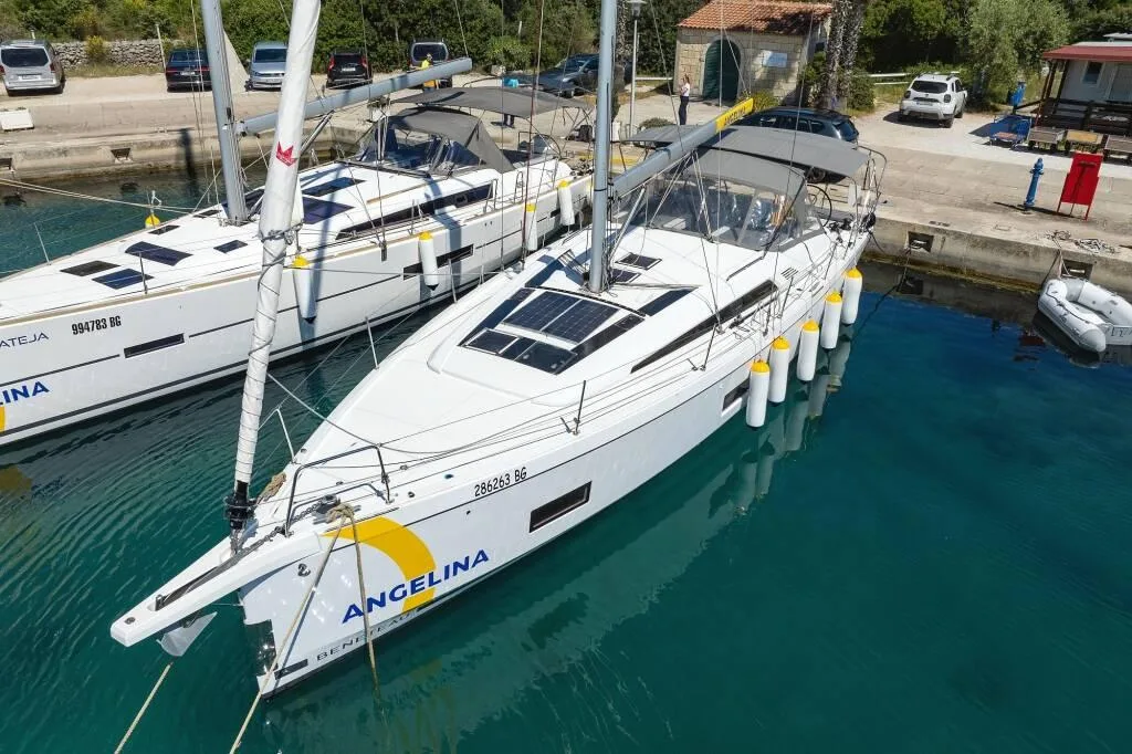 Beneteau Oceanis 51.1 "Seaduction"